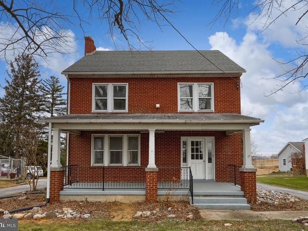 2017 OLD PHILADELPHIA PIKE , SMOKETOWN, PA 17576