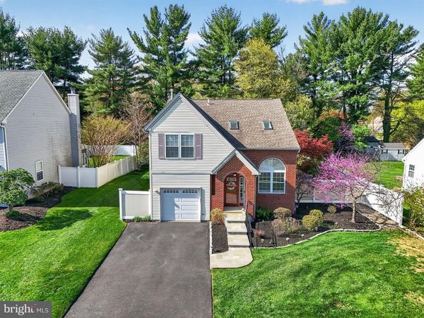 542 ZINN DRIVE, SOUTHAMPTON, PA 18966
