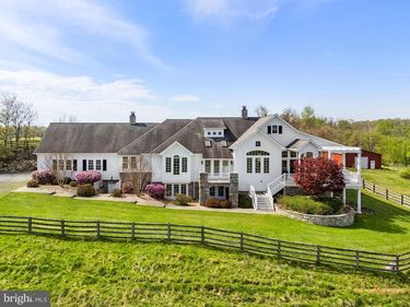 35047 SNICKERSVILLE TURNPIKE , ROUND HILL, VA 20141