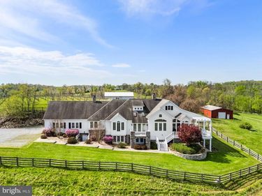 35047 SNICKERSVILLE TURNPIKE, ROUND HILL, VA 20141