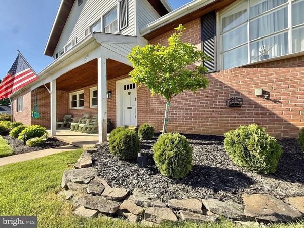 1519 DURWOOD DRIVE , READING, PA 19609