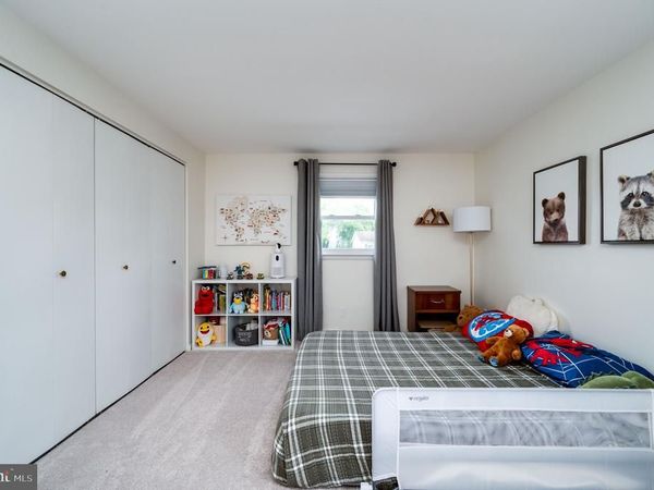 1519 DURWOOD DRIVE , READING, PA 19609