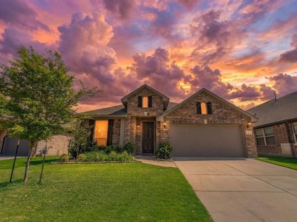452 W Autumn Hill Bluff , Lavon, TX 75166