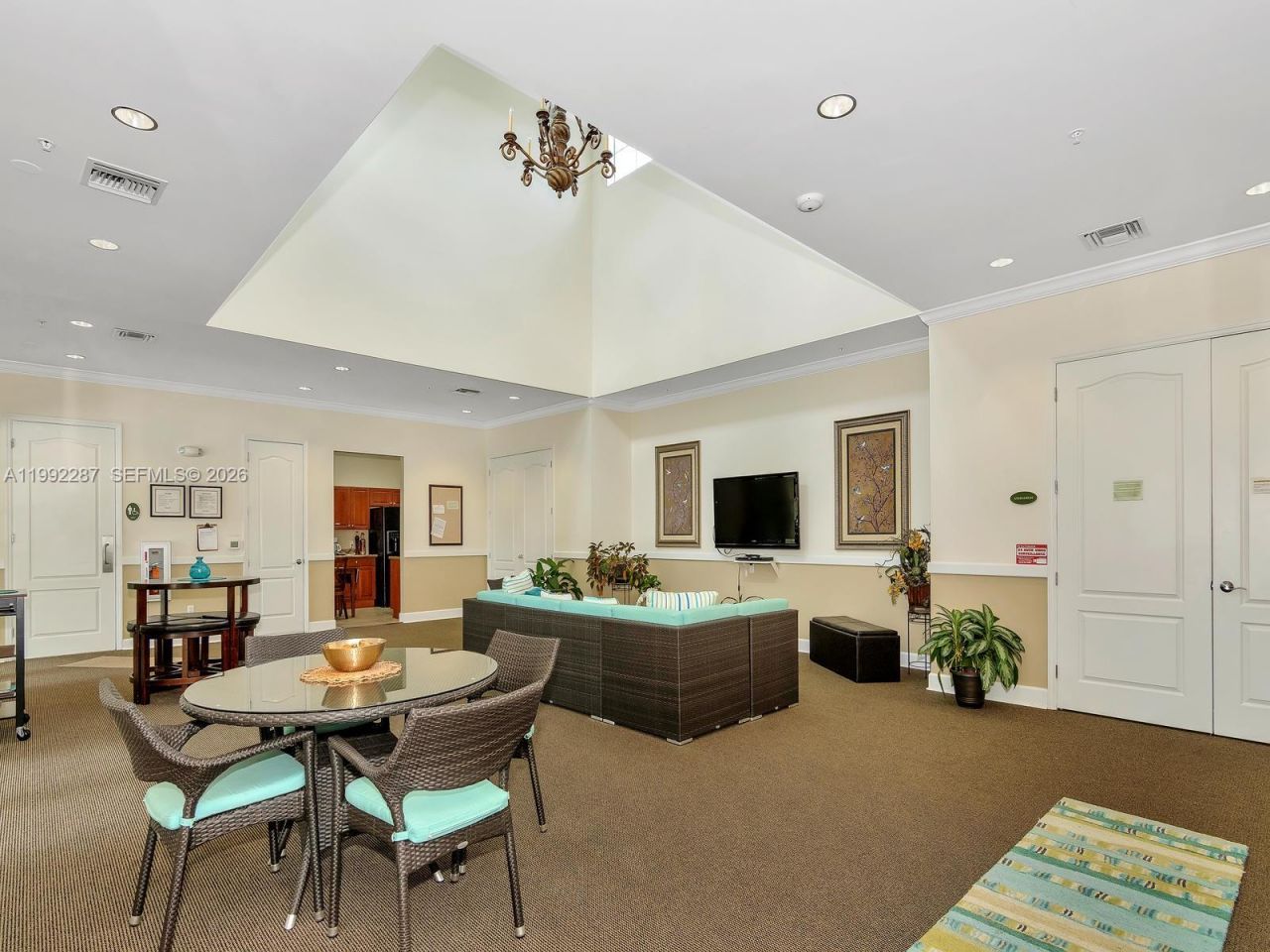 7542 SW 102nd St, Unit 209, Pinecrest, FL 33156 Photo