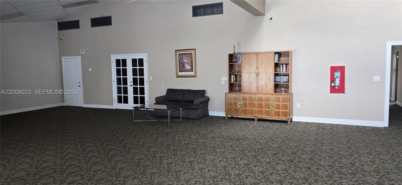 8310 Sands Point Blvd, Unit L110, Tamarac, FL 33321 Photo