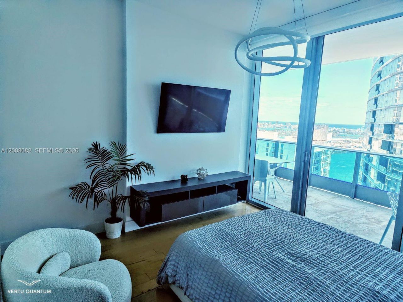 200 Biscayne Boulevard Way, Unit 5001, Miami, FL 33131 Photo