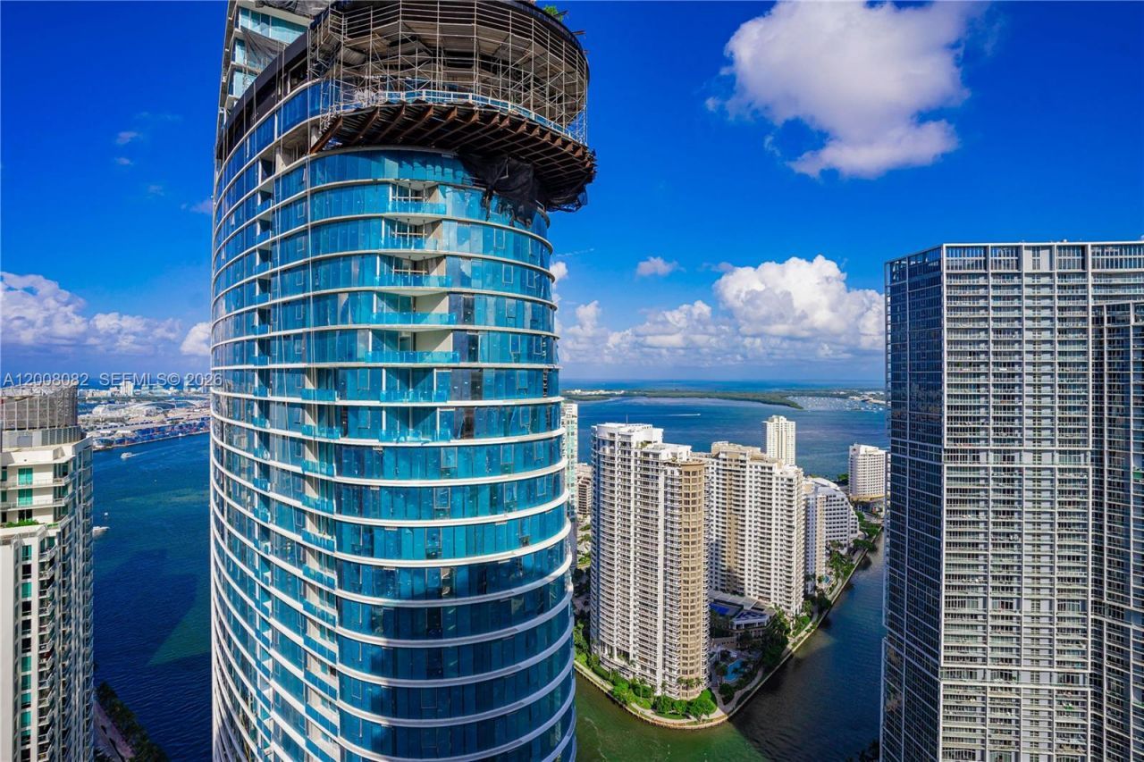 200 Biscayne Boulevard Way, Unit 5001, Miami, FL 33131 Photo