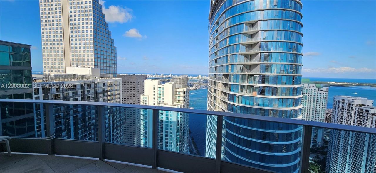 200 Biscayne Boulevard Way, Unit 5001, Miami, FL 33131 Photo