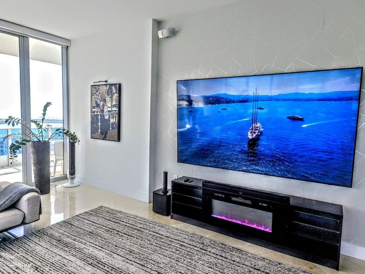 200 Biscayne Boulevard Way, Unit 5001, Miami, FL 33131 Photo