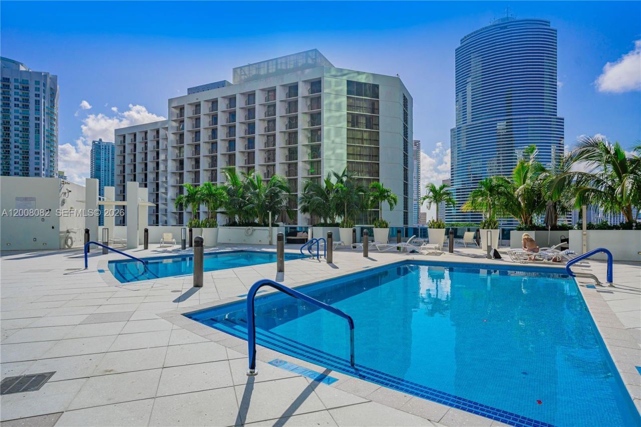 200 Biscayne Boulevard Way, Unit 5001, Miami, FL 33131 Photo