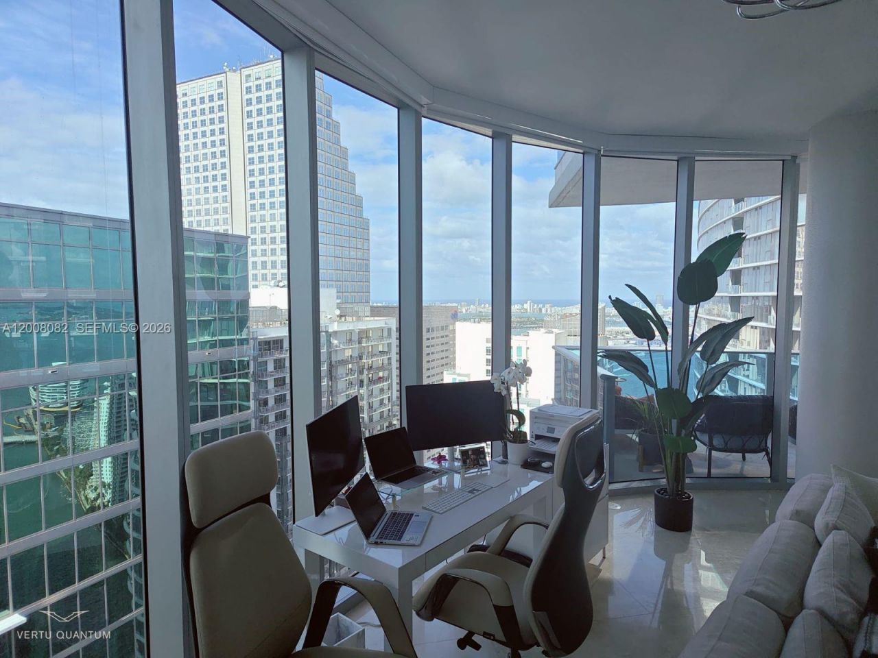 200 Biscayne Boulevard Way, Unit 5001, Miami, FL 33131 Photo