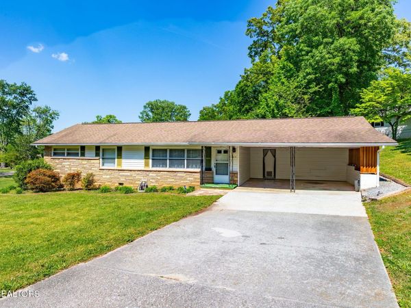 4619 Tanglewood Rd, Knoxville, TN 37912