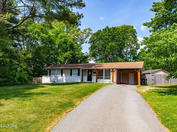 4921 Gettysburg Rd, Knoxville, TN 37921