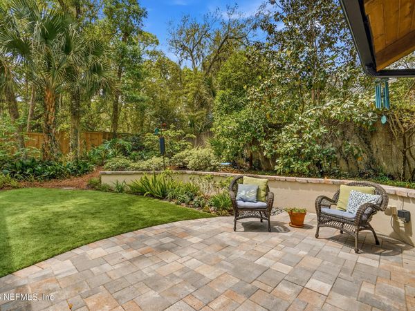 1852 HICKORY Lane, Atlantic Beach, FL 32233