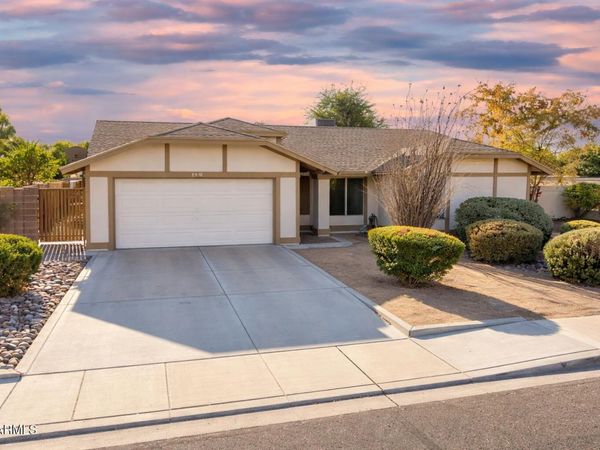 4839 W BOSTON Street, Chandler, AZ 85226
