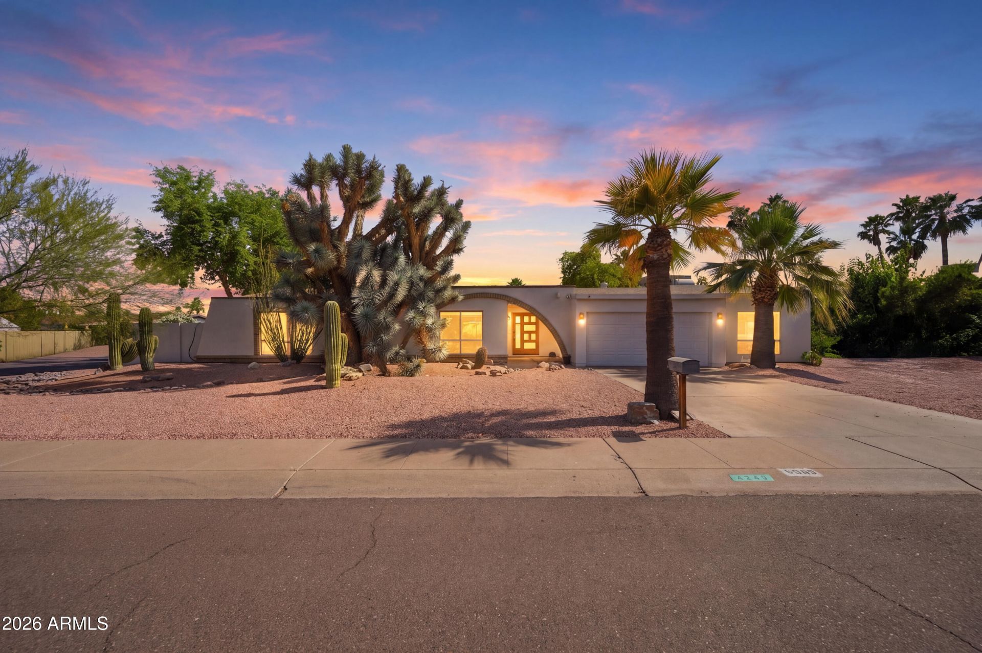 4949 E Shaw Butte Drive, Scottsdale, AZ 85254 Main Photo