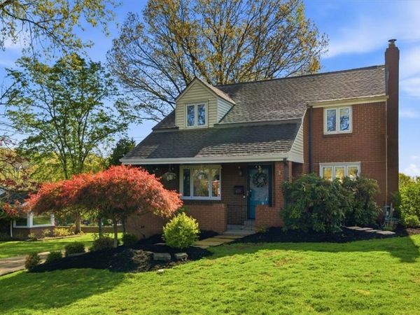 425 Edgewood Rd, Pittsburgh, PA 15221