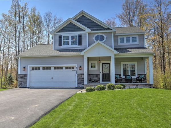 3002 Verona Court, Baldwinsville, NY 13027