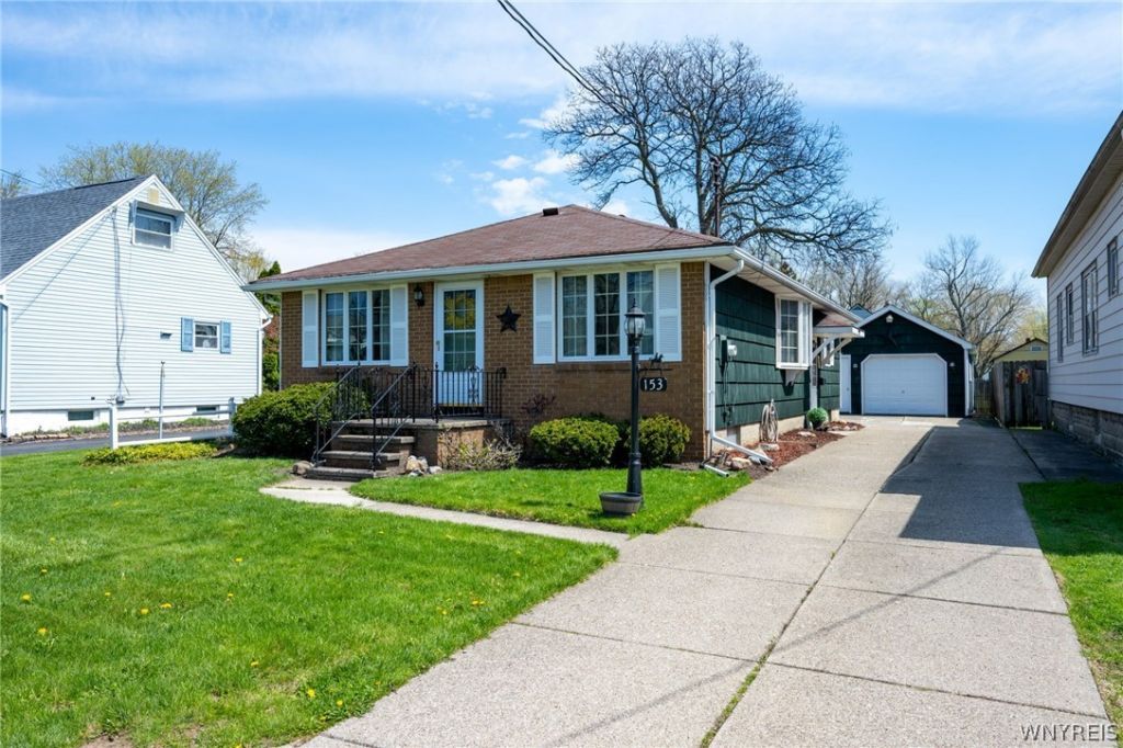 153 Fremont Avenue, Buffalo, NY 14224 Main Photo