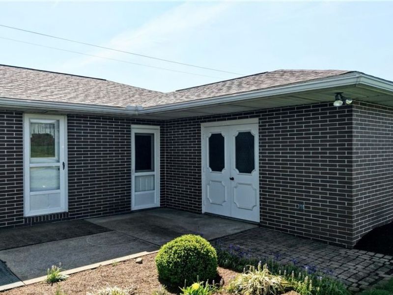 7090 Winfield Strasburg Road NW, Strasburg, OH 44680 Photo 10