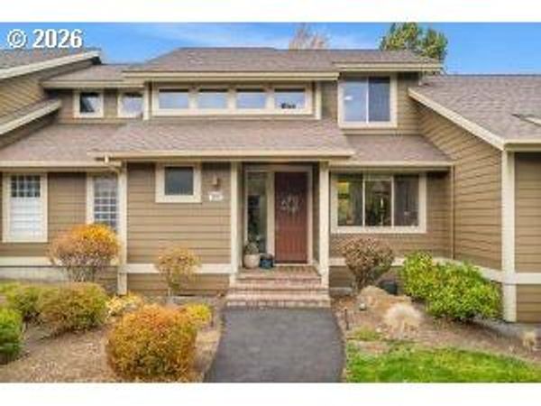 1302 HIGHLAND VIEW LOOP, Redmond, OR 97756