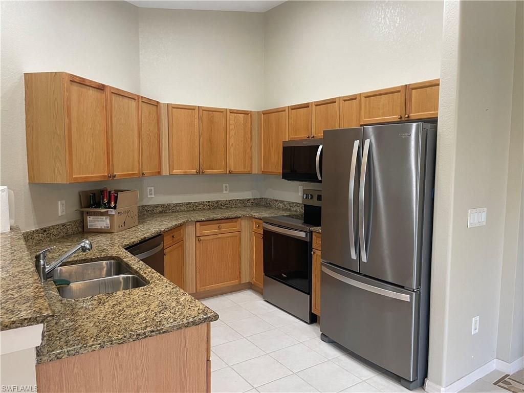 10031 Lake Cove Dr, Unit 302, Fort Myers, FL 33908 Photo