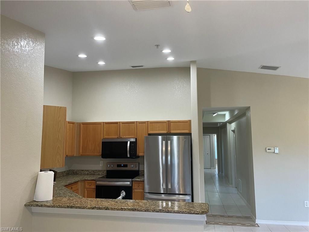 10031 Lake Cove Dr, Unit 302, Fort Myers, FL 33908 Photo