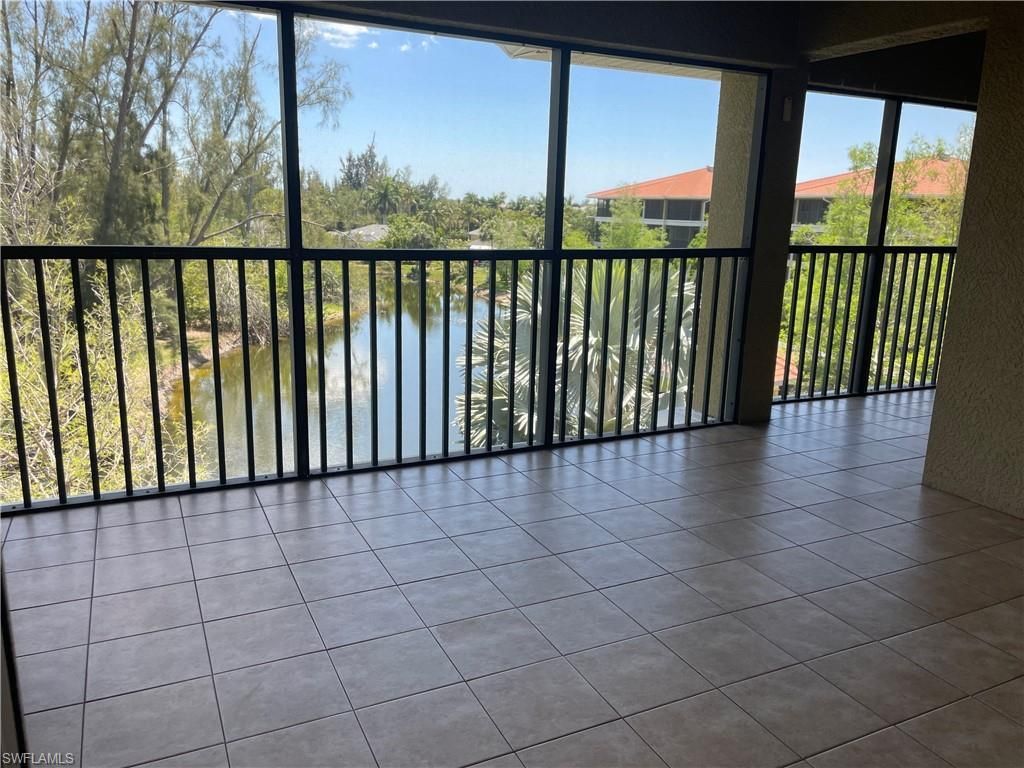 10031 Lake Cove Dr, Unit 302, Fort Myers, FL 33908 Photo