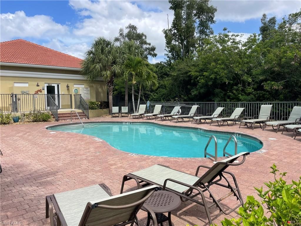 10031 Lake Cove Dr, Unit 302, Fort Myers, FL 33908 Photo