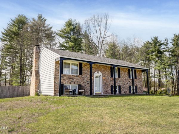 20 Wynnefield Drive, South Glens Falls, NY 12803