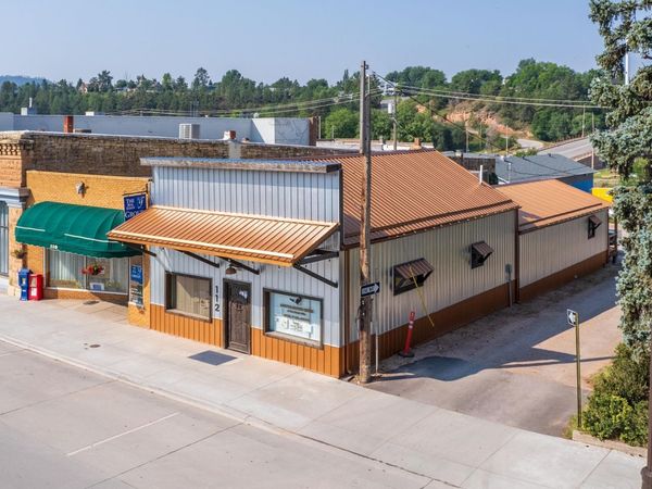 112 N Chicago Street, Hot Springs, SD 57747