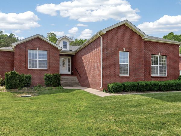 607 Windy Rd , Mount Juliet, TN 37122