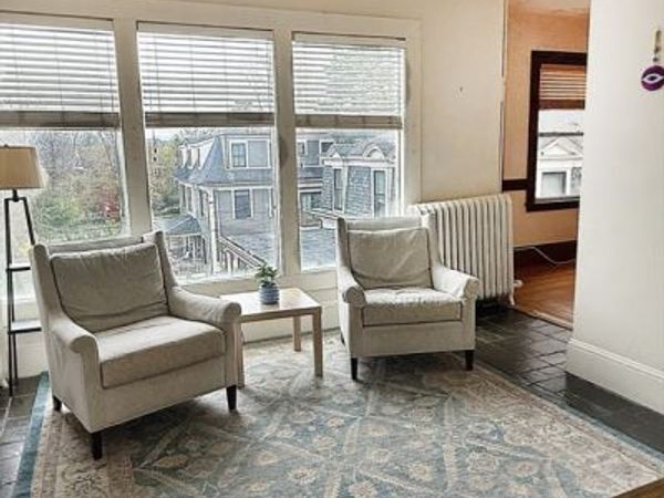 70 Perry St, Unit 3, Brookline, MA 02446