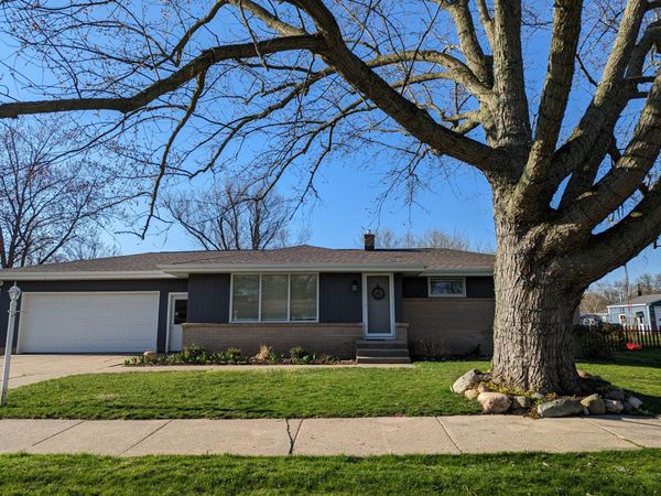 54 W 35th Street, Holland, MI 49423