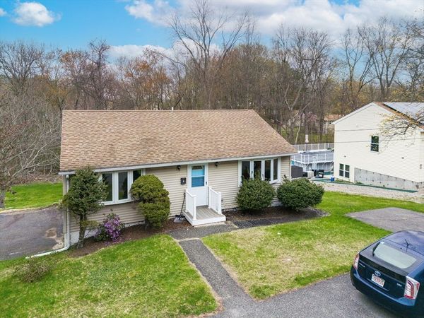 7 Leslie Lane, Millbury, MA 01527