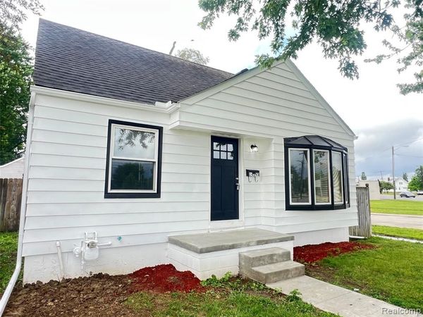 14593 Superior Street, Southgate, MI 48195