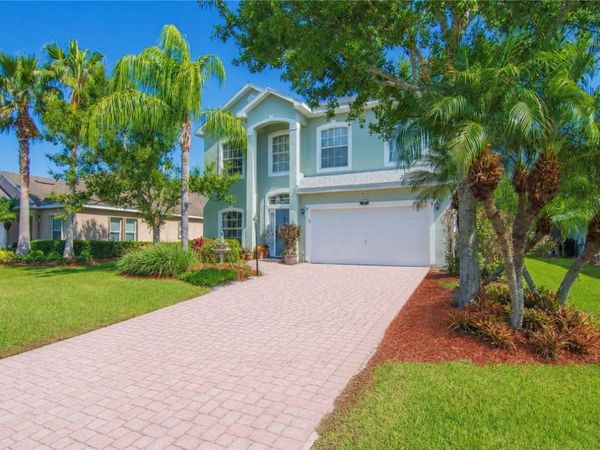 521 N Valencia Circle SW, Vero Beach, FL 32968