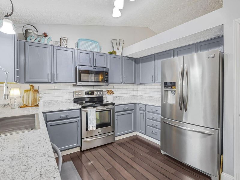 2242 Dates Street, Delaware, OH 43015 Photo 14