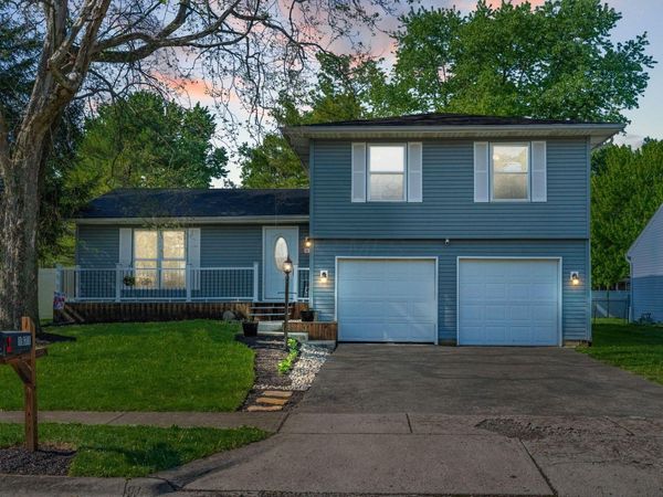 1971 New Market Drive, Grove City, OH 43123