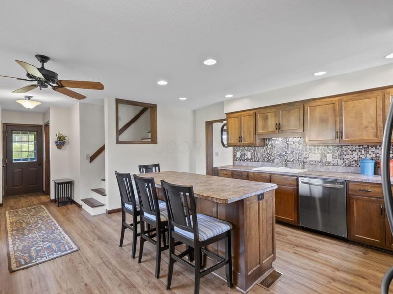 20297 Arrington Road, Utica, OH 43080 Photo 12