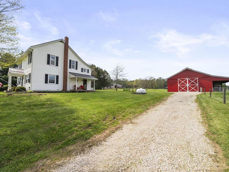 20297 Arrington Road, Utica, OH 43080 Photo 2