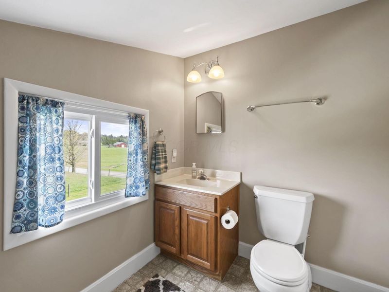 20297 Arrington Road, Utica, OH 43080 Photo 44