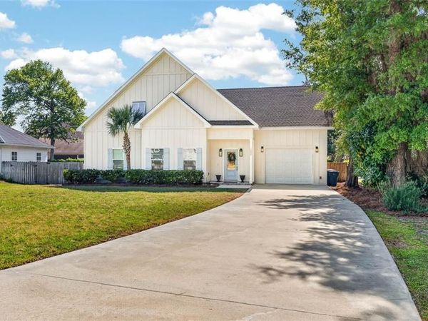 1057 Captains Cove Way , St Simons Island, GA 31522