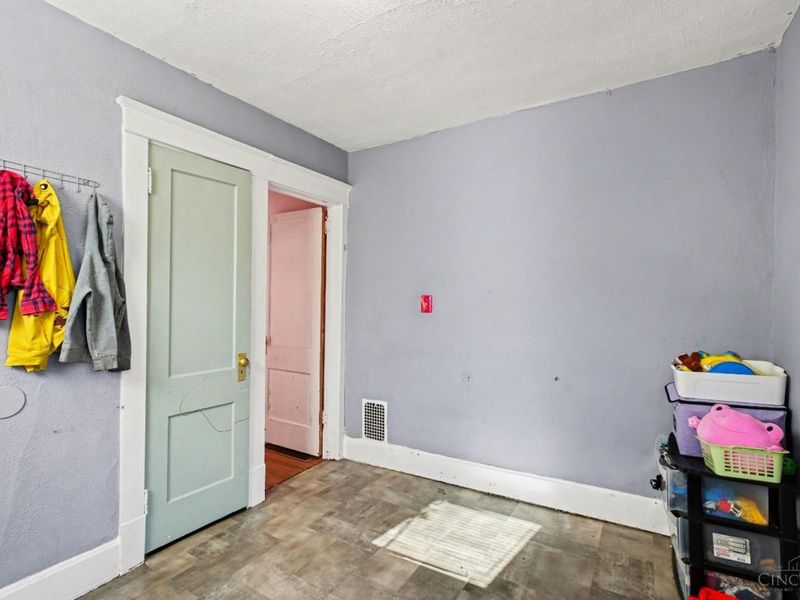 5011 W High Street, Cincinnati, OH 45238 Photo 16