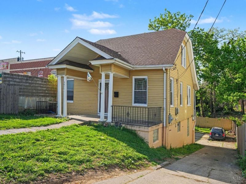 5011 W High Street, Cincinnati, OH 45238 Photo 2