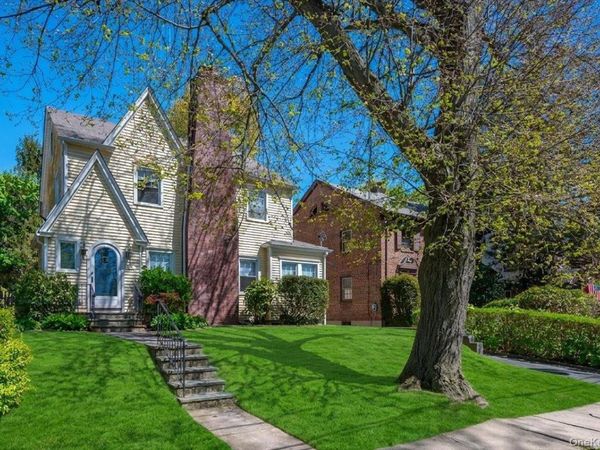 54 Ogden Avenue, White Plains, NY 10605