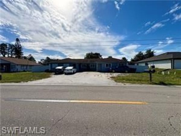 1522 E 12th ST , LEHIGH ACRES, FL 33972
