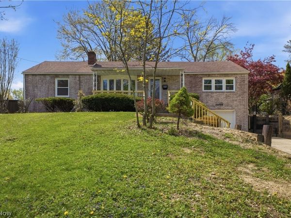 3232 Bears Den Road , Youngstown, OH 44511