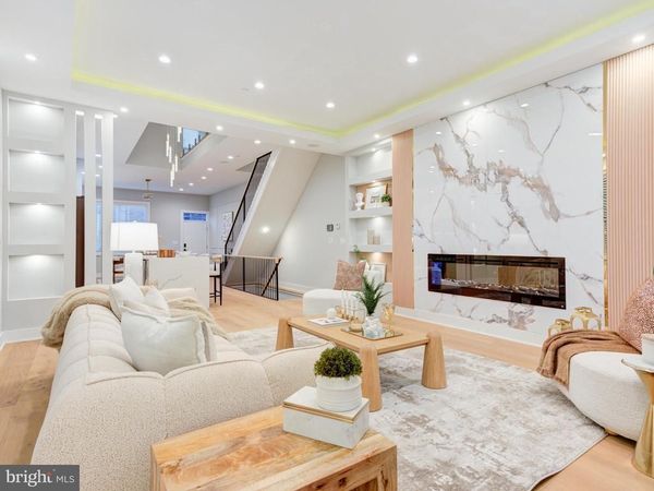 1019 E PALMER STREET , PHILADELPHIA, PA 19125