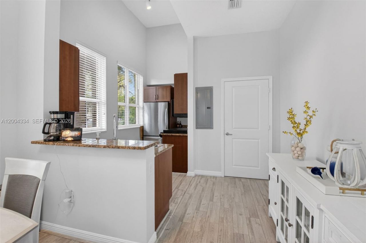 350 N Federal Hwy, Unit TH102S, Boynton Beach, FL 33435 Photo